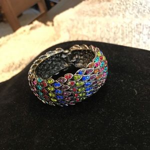 Multicolored stone bracelet